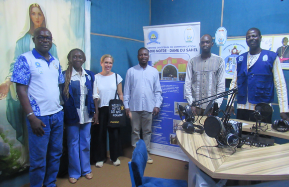 Le Centre Diocésain de Communication accueille son partenaire Kindermissionswerk pour une visite de suivi.